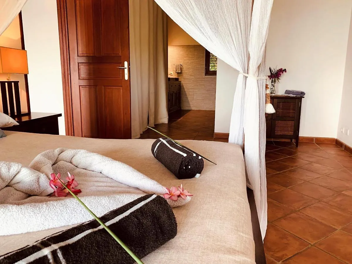 Villa Karumaya - Deshaies A 100M De La Plage.